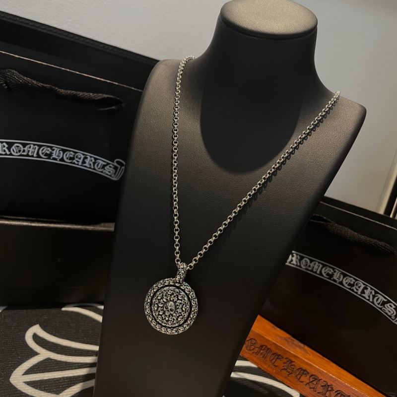 Ch*0me He**ts necklaces